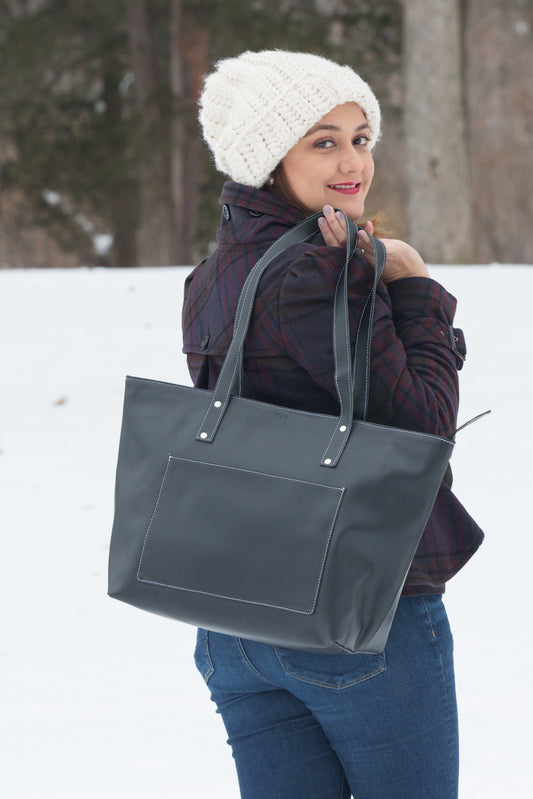 What Bags Are Appropriate for Work?