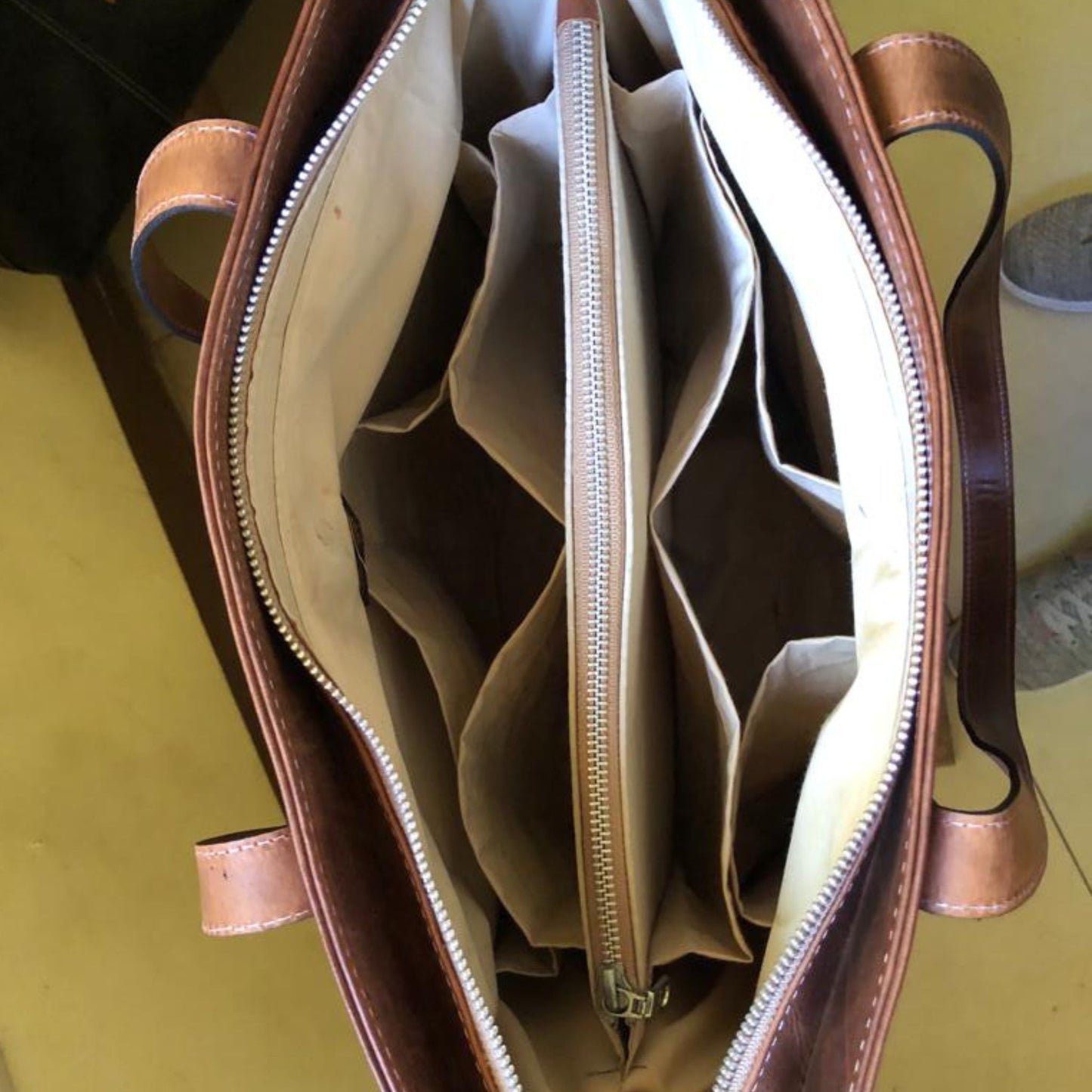 The Vintage Leather tote